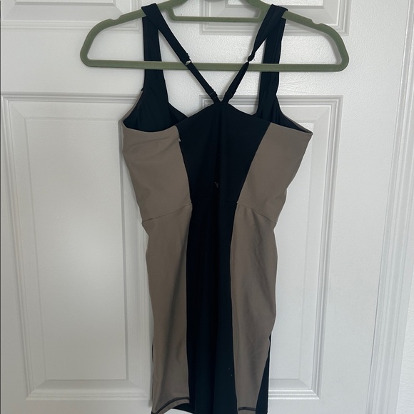 YPB SculptLUX Athletic Romper - Picture 5 of 6